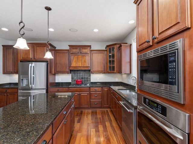 6241 Urbandale Lane N, Maple Grove, MN 55311