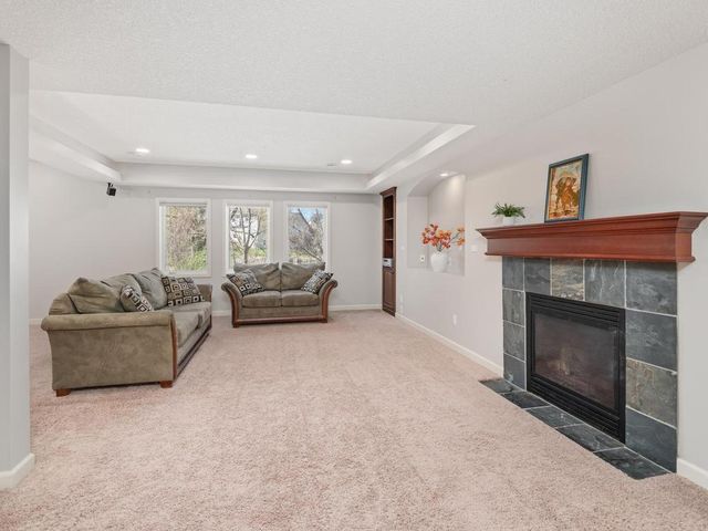 6241 Urbandale Lane N, Maple Grove, MN 55311