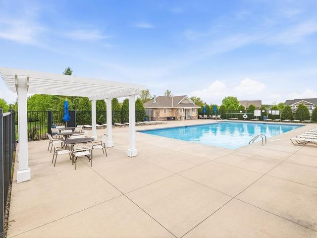 6241 Urbandale Lane N, Maple Grove, MN 55311