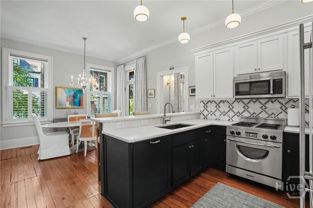 316 E Charlton Street, Savannah, GA 31401