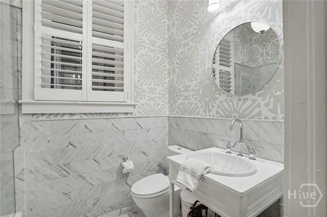 316 E Charlton Street, Savannah, GA 31401