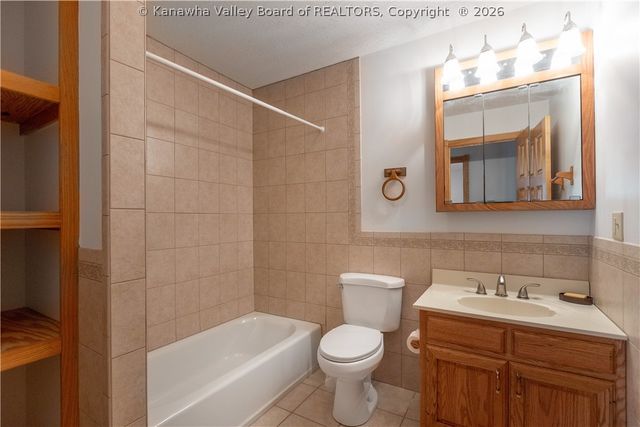 1 Cedar Drive, Scott Depot, WV 25560
