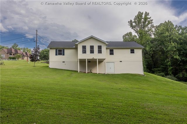 1 Cedar Drive, Scott Depot, WV 25560