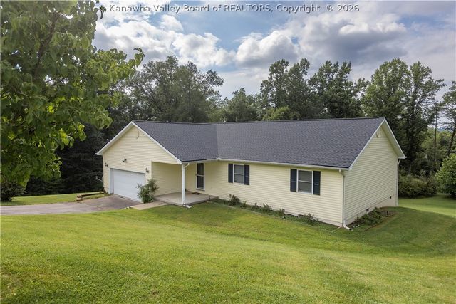 1 Cedar Drive, Scott Depot, WV 25560