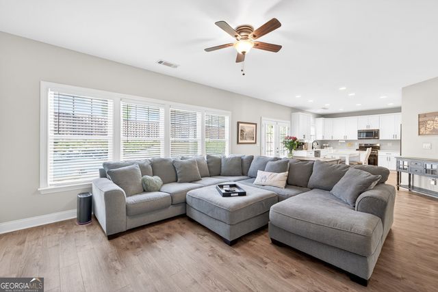 7899 Brass Lantern Drive, Flowery Branch, GA 30542