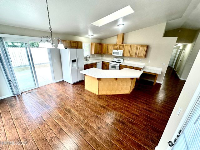 1359 NIGHTINGALE Way, Spanish Springs, NV 89441