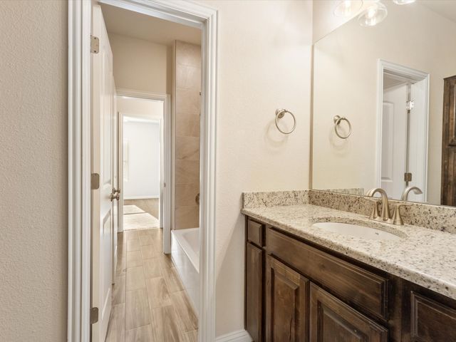 1104 Noble Flair Place, Granbury, TX 76049