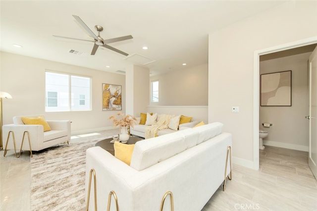 123 Tenor, Irvine, CA 92618
