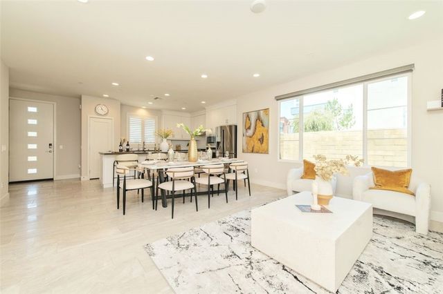 123 Tenor, Irvine, CA 92618