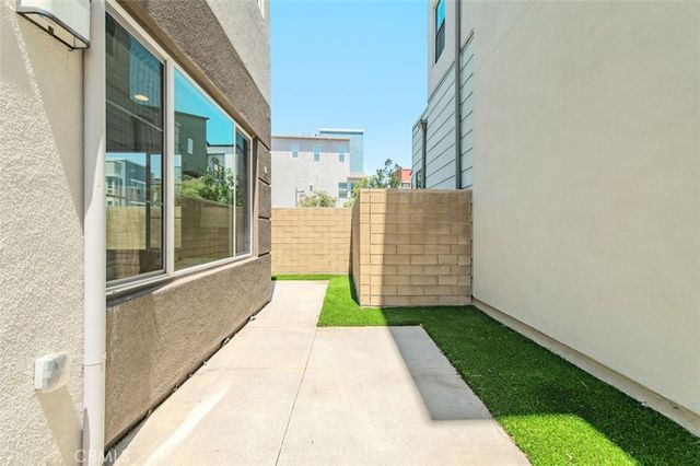 123 Tenor, Irvine, CA 92618