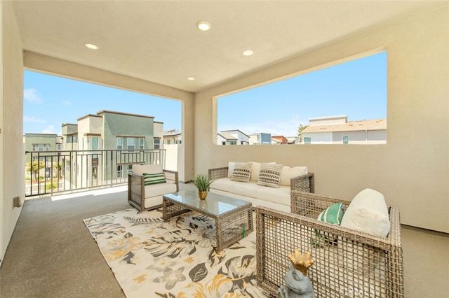 123 Tenor, Irvine, CA 92618