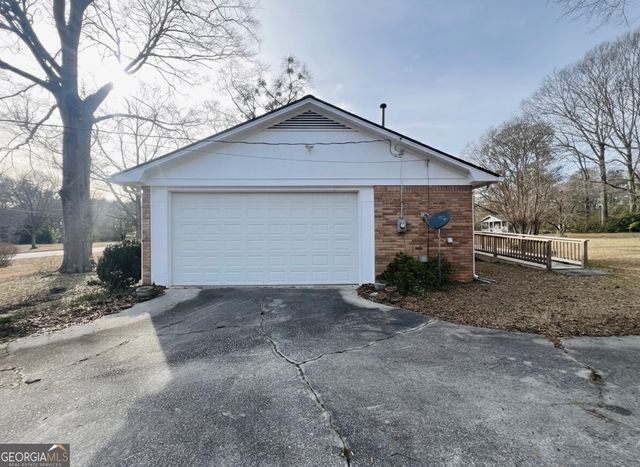 211 Clark Road, Griffin, GA 30224