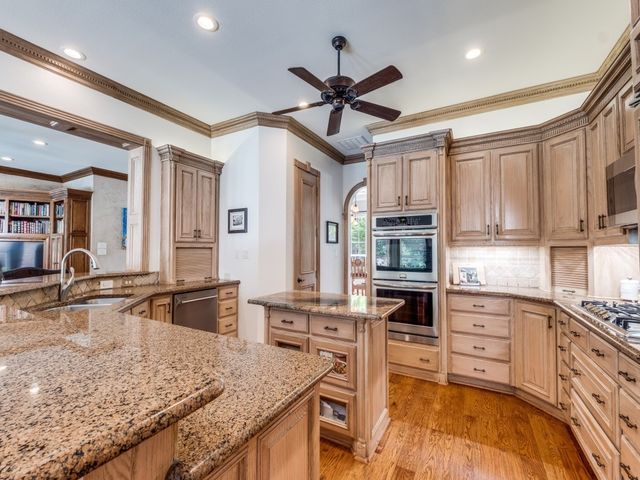 100 Bentwood Court, Denton, TX 76210