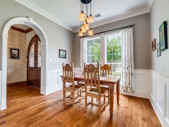 100 Bentwood Court, Denton, TX 76210