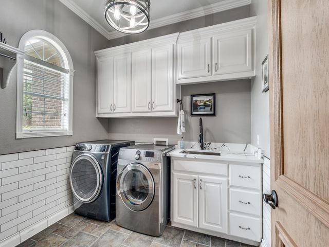 100 Bentwood Court, Denton, TX 76210
