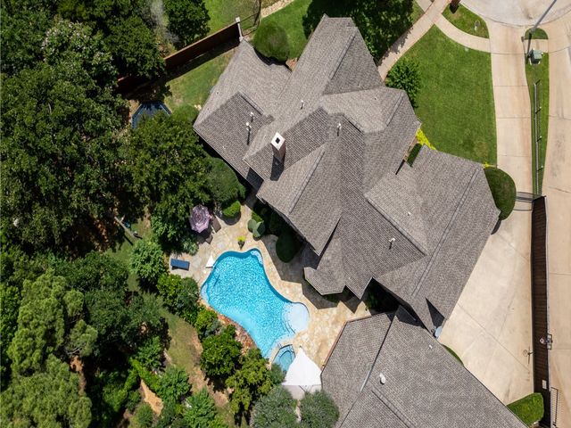 100 Bentwood Court, Denton, TX 76210