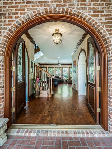 100 Bentwood Court, Denton, TX 76210