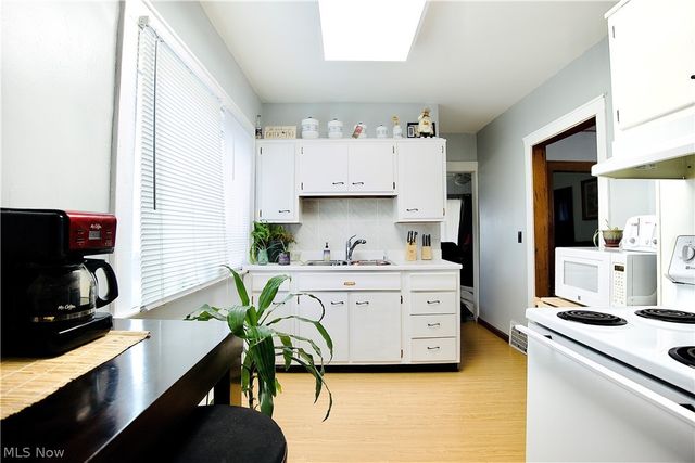 1591 W 116th Street, Cleveland, OH 44102