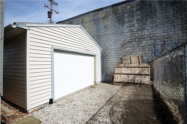 1591 W 116th Street, Cleveland, OH 44102