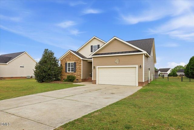 305 Wakefield Drive, Princeton, NC 27569