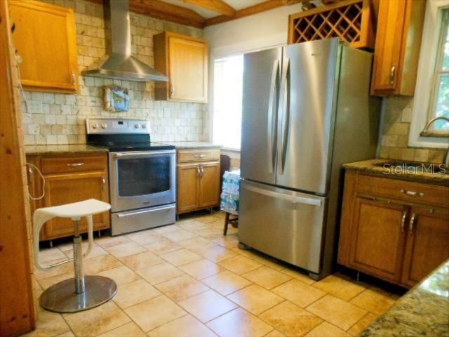 2925 W PARIS STREET, Tampa, FL 33614