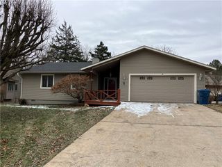 21 Farnham Drive, Bella Vista, AR 72714