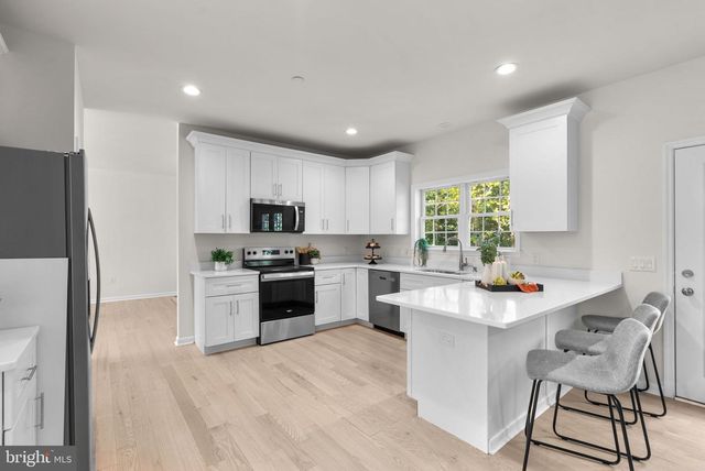 7807 SHAMS LN, Jessup, MD 20794