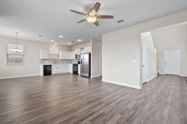 365 Guemal RD, Buda, TX 78610
