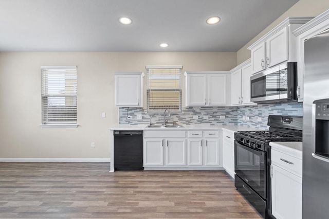 365 Guemal RD, Buda, TX 78610