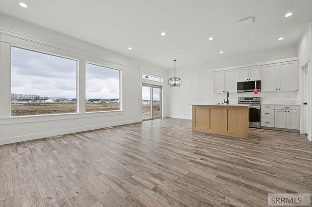 4620 Bristol Drive, Idaho Falls, ID 83401