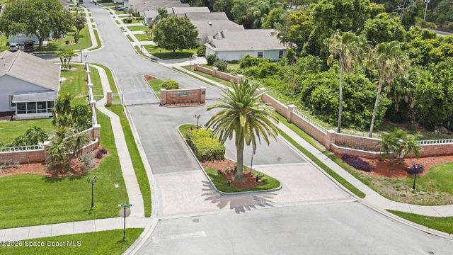 1021 Pine Creek Circle NE, Palm Bay, FL 32905