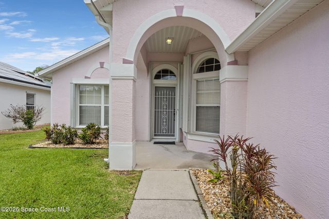1021 Pine Creek Circle NE, Palm Bay, FL 32905