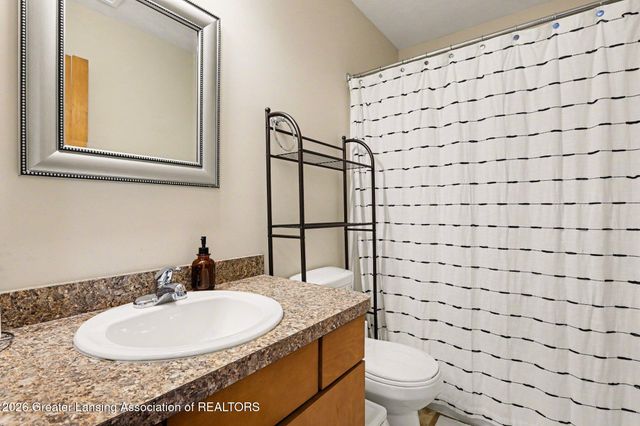 5628 Marylouise Street, Lansing, MI 48917