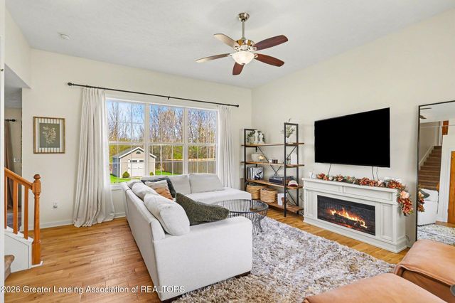 5628 Marylouise Street, Lansing, MI 48917