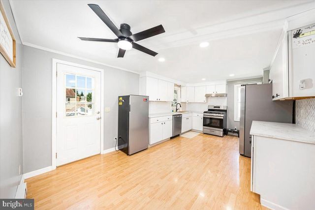 421 RIDGE AVE, Mcsherrystown, PA 17344