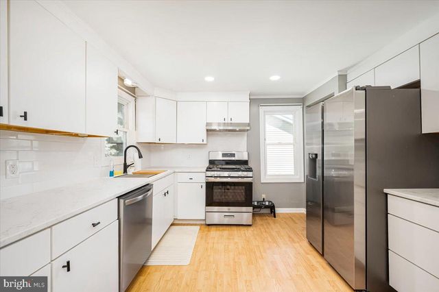 421 RIDGE AVE, Mcsherrystown, PA 17344