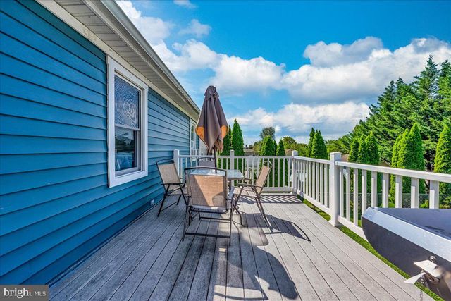 421 RIDGE AVE, Mcsherrystown, PA 17344