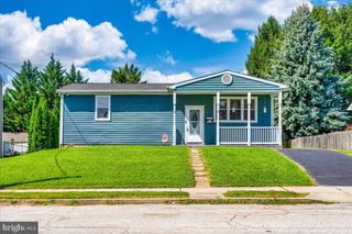 421 RIDGE AVE, Mcsherrystown, PA 17344