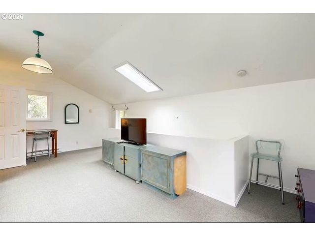 641 D St, Gearhart, OR 97138
