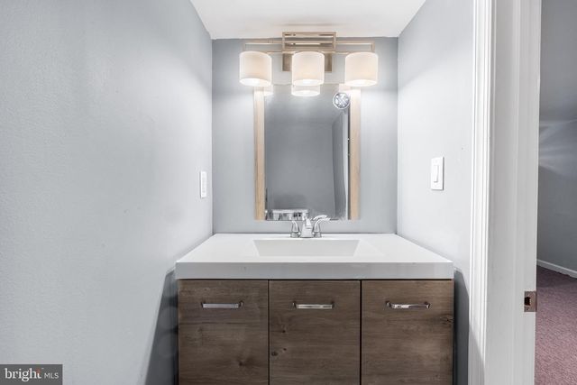 2331 S 16TH ST, Philadelphia, PA 19145