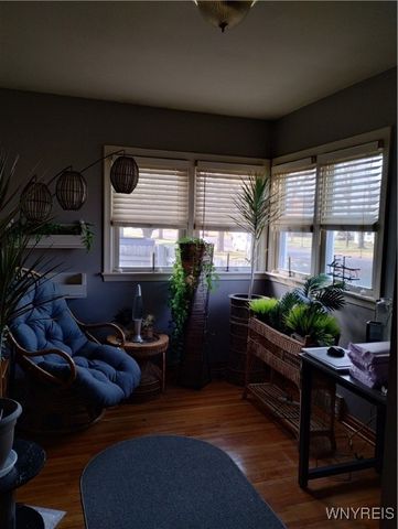 2467 Forest Avenue, Niagara Falls, NY 14301