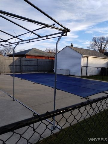 2467 Forest Avenue, Niagara Falls, NY 14301