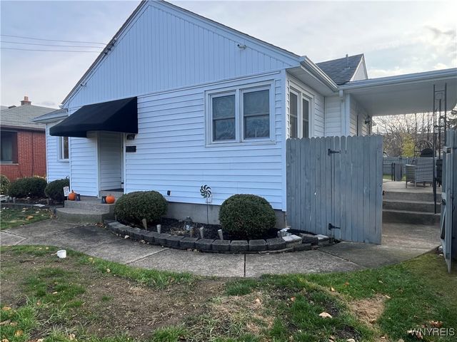 2467 Forest Avenue, Niagara Falls, NY 14301