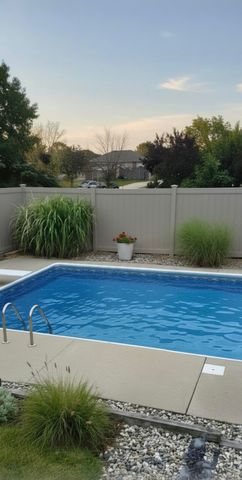 5875 Brookfarm Drive Se, City Of Kentwood, MI 49508