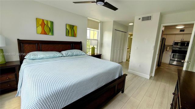 19701 E Country Club Dr 5601, Aventura, FL 33180