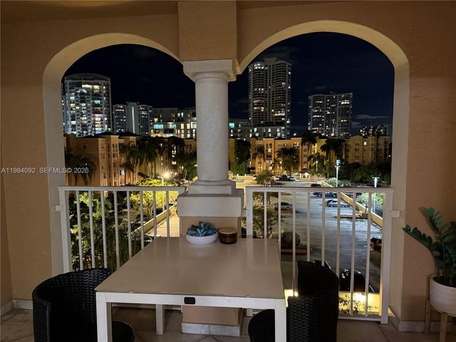 19701 E Country Club Dr 5601, Aventura, FL 33180