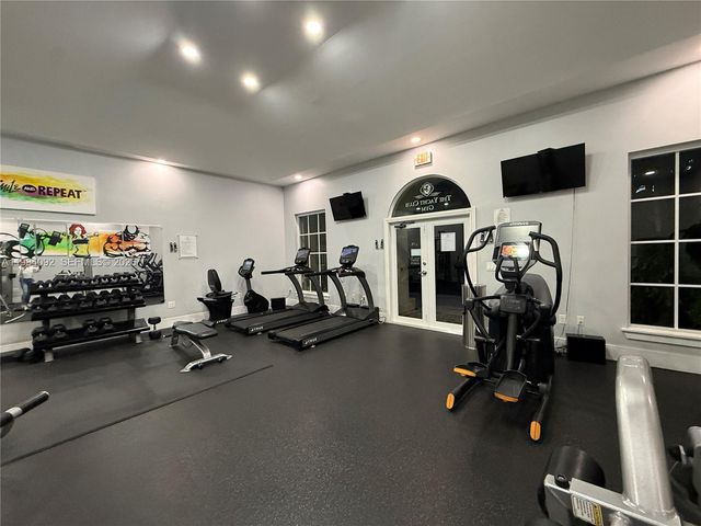 19701 E Country Club Dr 5601, Aventura, FL 33180