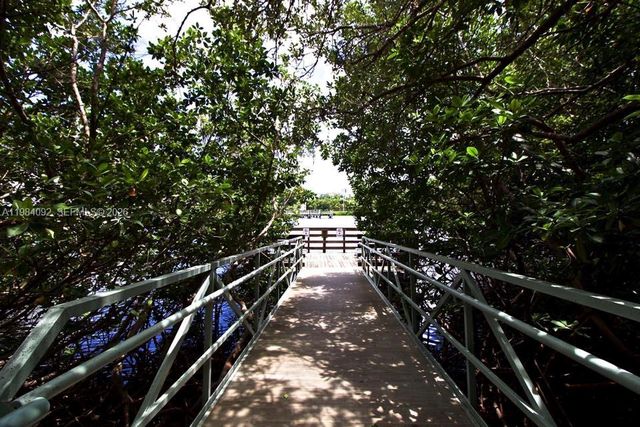 19701 E Country Club Dr 5601, Aventura, FL 33180