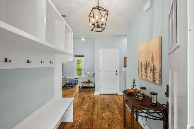 1925 Normerle Dr, Goodlettsville, TN 37072