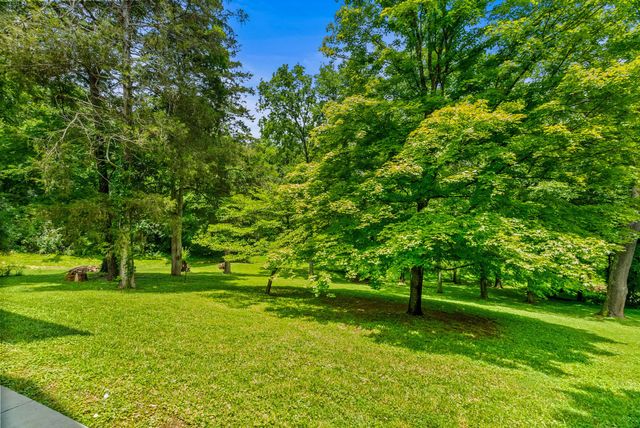 1925 Normerle Dr, Goodlettsville, TN 37072